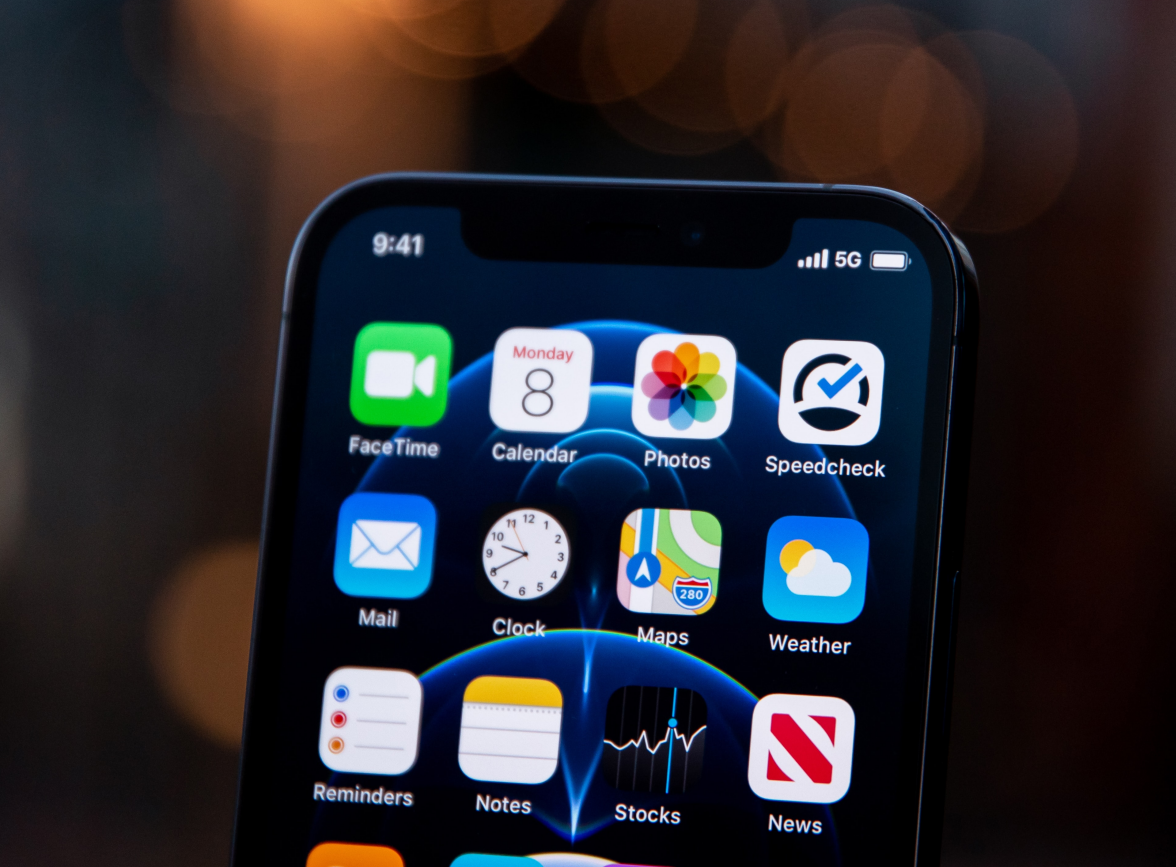 平昌苹果手机维修分享为什么 iPhone 12 在冬季会自动关机 